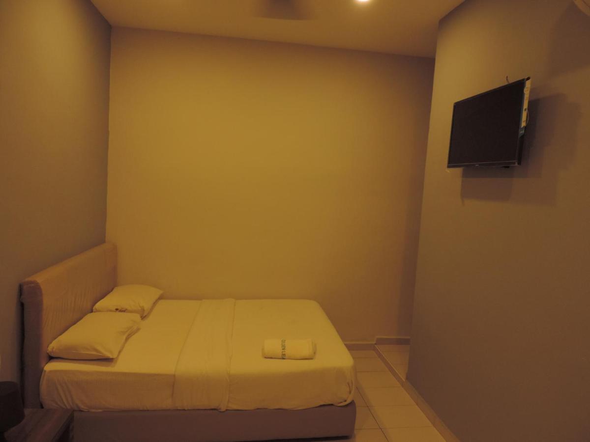 Golden Leaf Hotel Danga Bay Τζόχορ Μπάχρου Εξωτερικό φωτογραφία