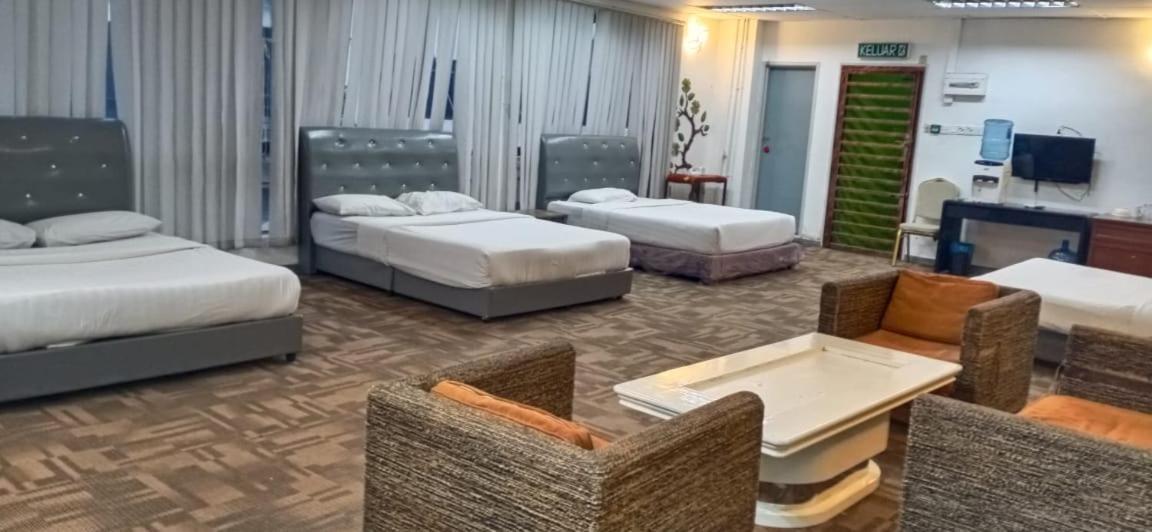 Golden Leaf Hotel Danga Bay Τζόχορ Μπάχρου Εξωτερικό φωτογραφία