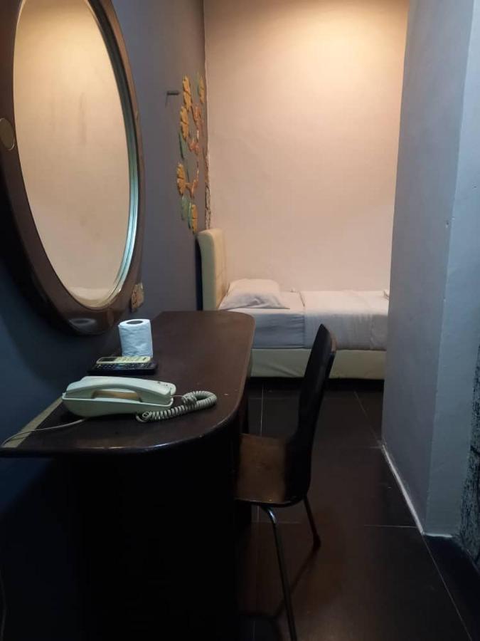 Golden Leaf Hotel Danga Bay Τζόχορ Μπάχρου Εξωτερικό φωτογραφία