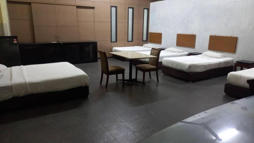 Golden Leaf Hotel Danga Bay Τζόχορ Μπάχρου Εξωτερικό φωτογραφία